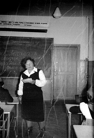 Ленск, школа номер 1. Пионерское мероприятие, приблизительно 1983 год. Автор фото Дмитрий Попов