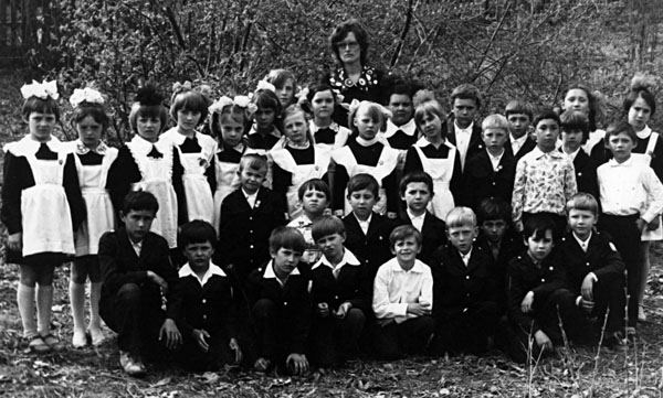 Ленск, школа номер 1. Коллекций фотографий 1979-1985 годов. Владелец фотографии Дмитрий Попов