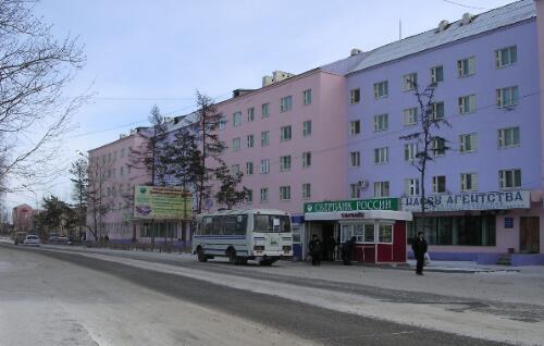 Город Ленск, улица Ленина, возле Сбербанка