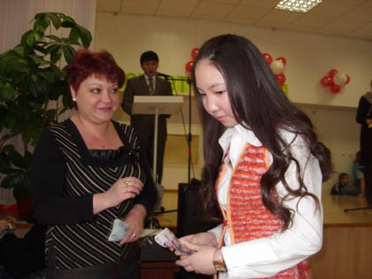 Торжественное вручение стипендий, 16 января 2009 года. Школа номер 1, город Ленск