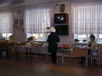 Выборы 12 октября 2008 года, избирательный участок в школе номер 1 города Ленска